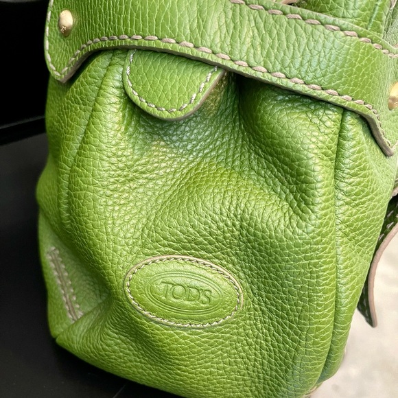 COPY - Tod’s Leather Shoulder Bag - Picture 8 of 9